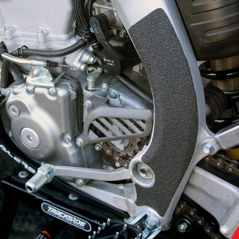 rmz250 frame grip tape right side close up view by zilla griptape